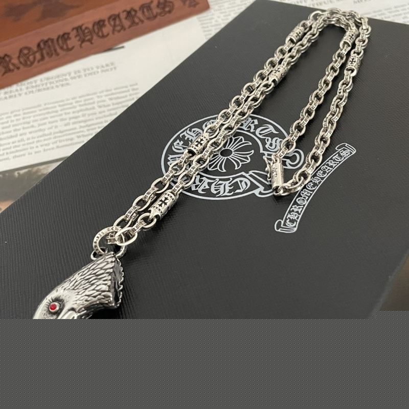 Ch**me He**ts necklaces